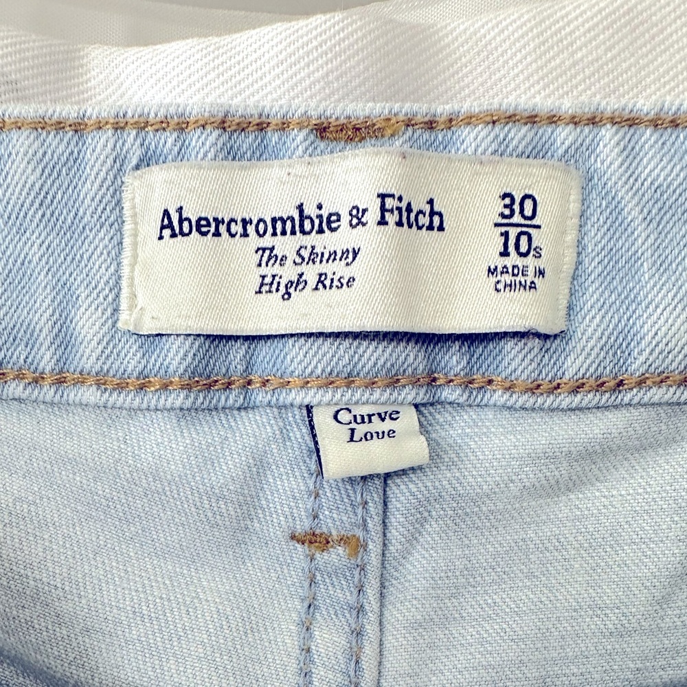Abercrombie & Fitch Curve Love High Rise Skinny Jean Size 30 Short / 10